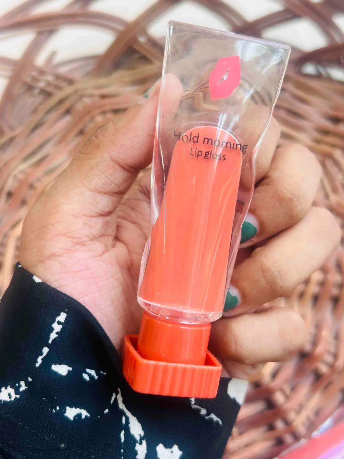 Color Super Stay New lipstick pack of 6 matte tube shape lip gloss for girls and for women