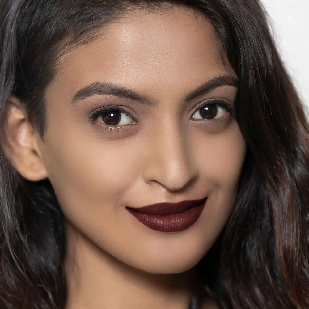 Faces Canada Matte Lip Crayon | Cocoa Butter and Chamomile enriched | One Stroke Intense Color | Smooth Glide | All Day Hydrated Lips | Shade - Brunette 2.8g