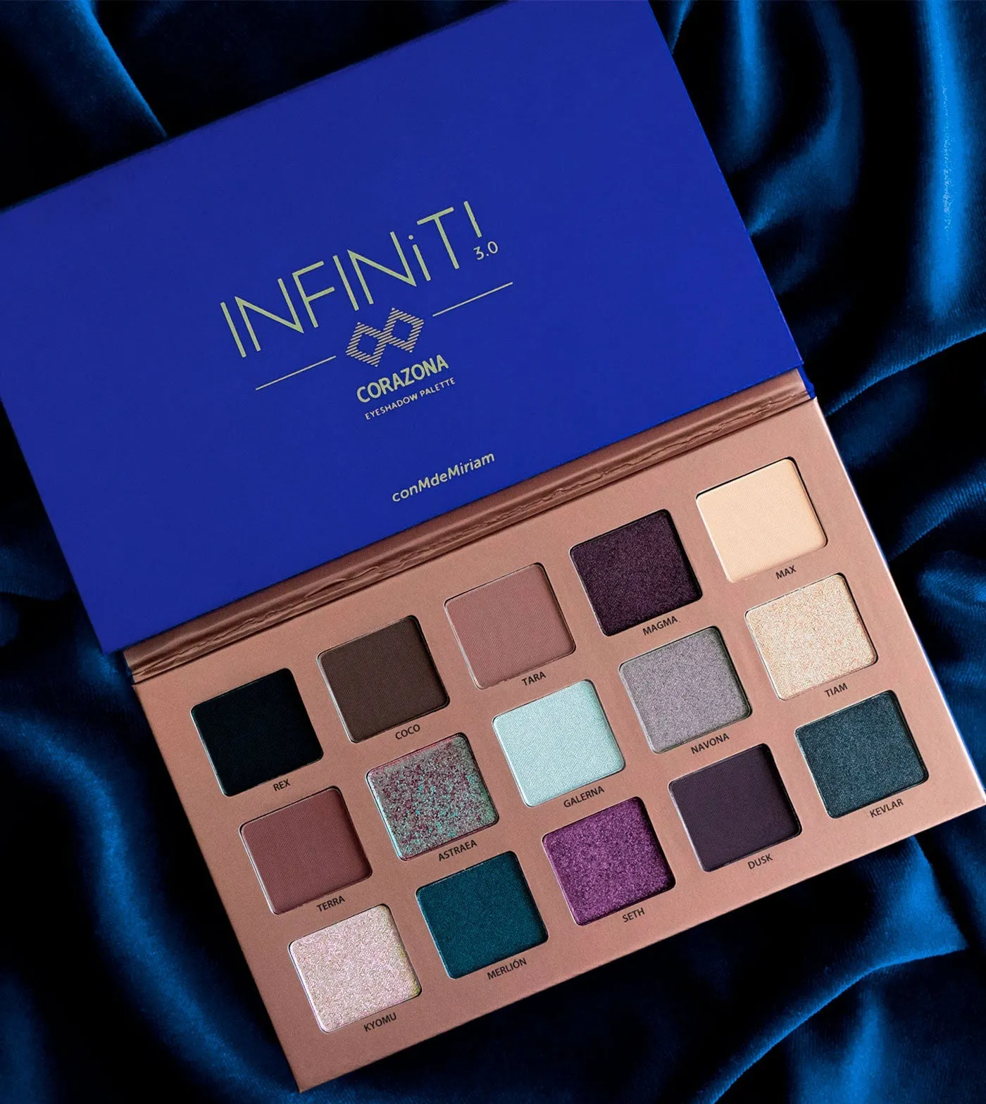 INFINIT! 3.0 by conMdeMiriam Eyeshadow palette