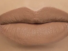 "Praline" - Matte Vegan Lipstick