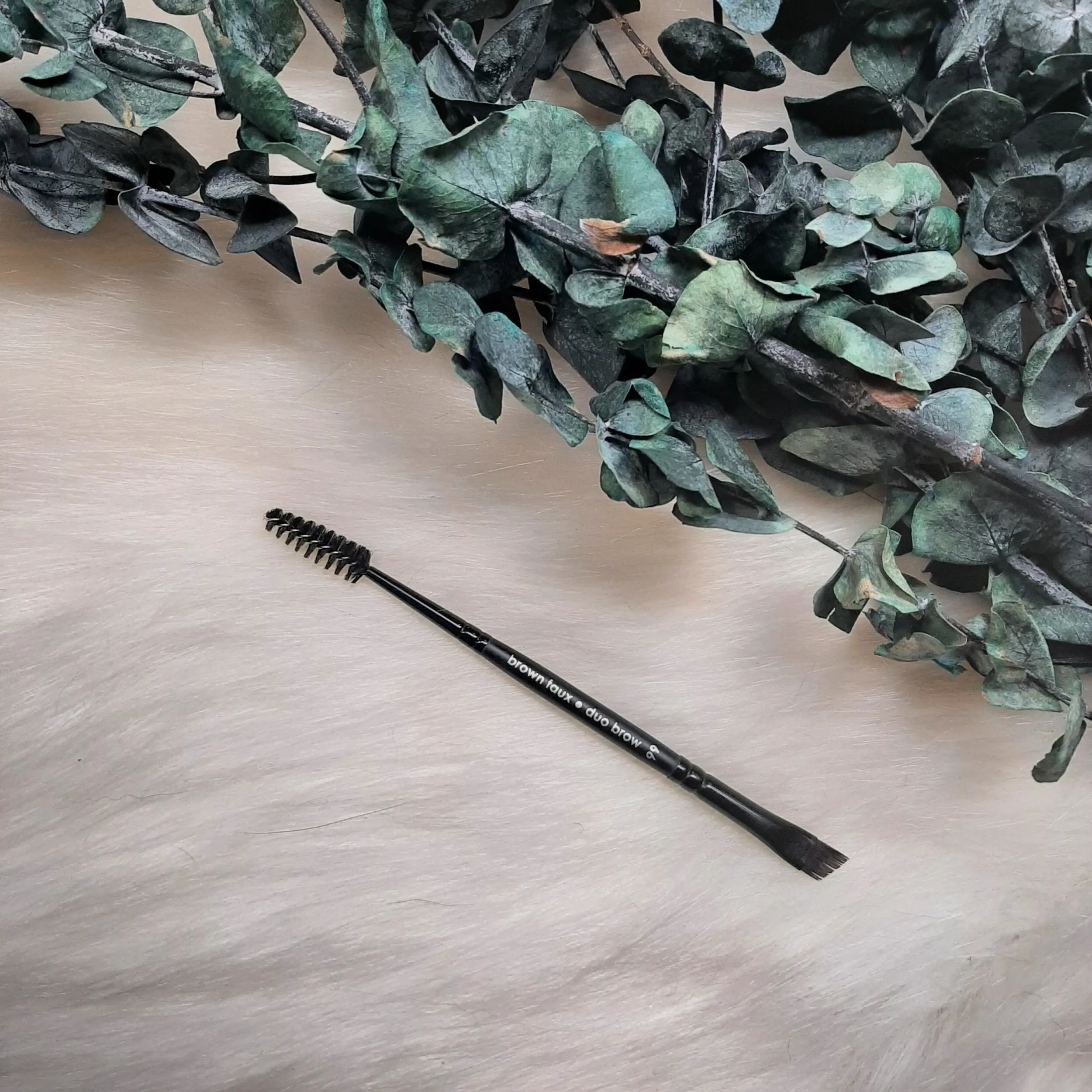 WS Duo Brow Brush